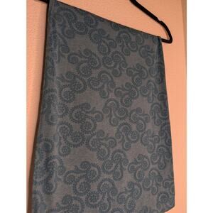 Woolrich Women's Blue Paisley Print Scarf Soft Cozy Cottage